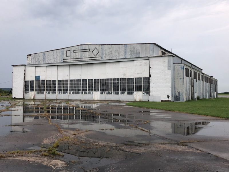 Foundation aims to renovate World War II-era hangar